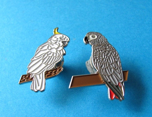 Grey parrot cockatoo pin - grey, &