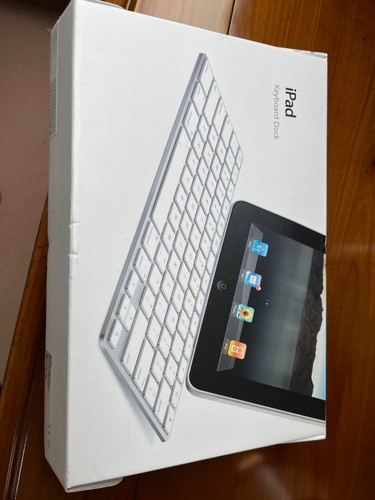 Apple ipad keyboard dock - ipad,