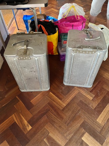Vintage grundy catering - x,