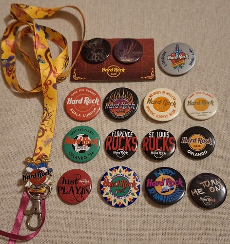 Hard rock cafe pin - 16,