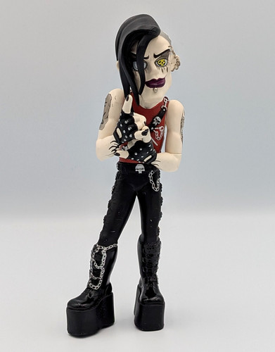 Bleeding edge goths doll - edge,