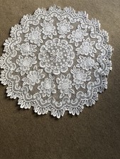 VINTAGE WHITE POLYESTER LACEY SMALL ROUND TABLECLOTH ~ 35½" DIAMETER  ATTRACTIVE