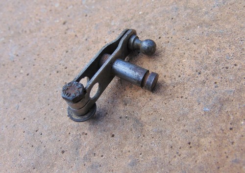 Carburettor spindle - ,