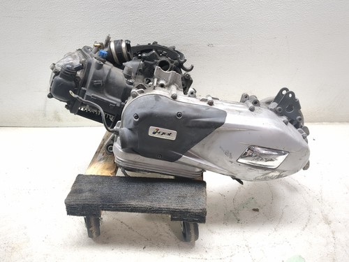 Vespa sprint 150 engine - vespa,