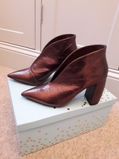 Fabulous Next Forever Comfort