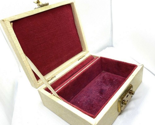 Antique vintage cream coloured - antique,