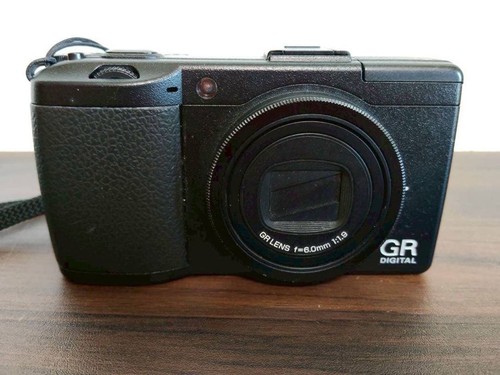 Ricoh digital iii - gr, black