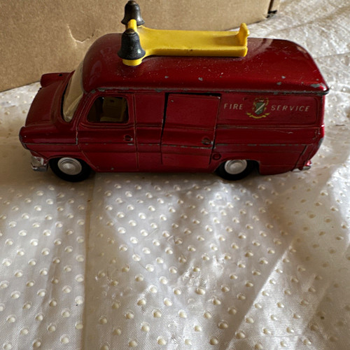 Dinky toys ford - dinky, fire