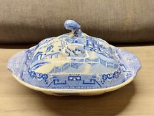 ANTIQUE BLUE WILLOW TUREEN