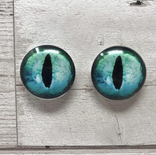Pair blue glass eyes - pair,