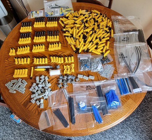 Lego pneumatic large bundle - pneumatic,