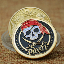 Pirate Skull Coin with Treasure Map Design – Collectible Gold Plated Coin