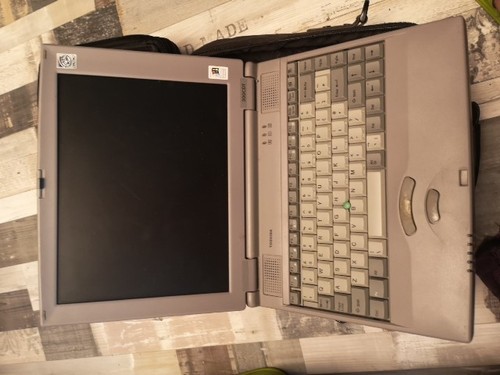 Toshiba satellite s300cdt - toshiba,