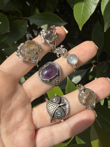 Bundle adjustable crystal - of,