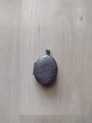 Vintage silver locket - silver,