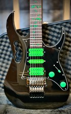 Stunning Early Vintage Ibanez Jem 1991-93 777VBK (Vine Black) + Hard Case + Trem