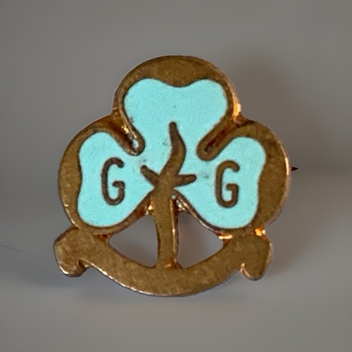 Girl guides miniature - girl, trefoil