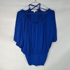 Tom Wolfe Blue Cross Back Top