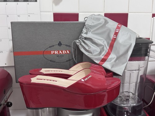 Prada vintage 90s patent - prada,