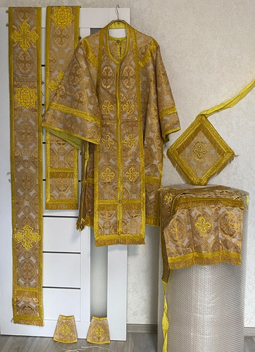 Vtg orthodox priest gold - priest,