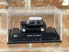 Cararama - MINI COOPER Die Cast Model Cars - Black White Roof - 1:72 (082501MI)