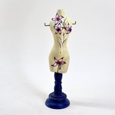 WOODEN FLORAL MANNEQUIN