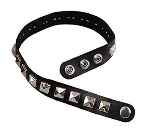 Punk rocker leather look