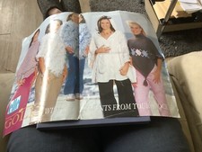 PURE GOLD PONCHOS KNITTING PATTERN