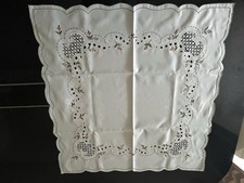 Vintage Embroidered Floral Rose Bud Table Cloth  Cut Out Lace Design Scalloped