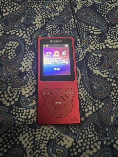 Sony walkmanred 8gb - 8gb,
