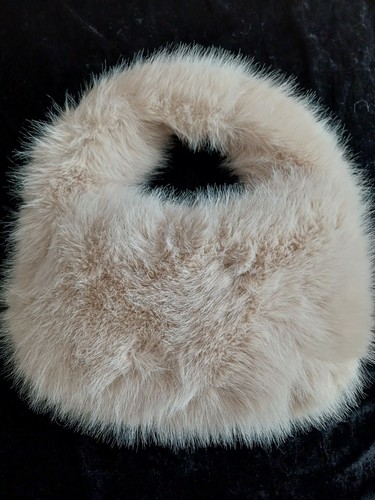 Fluffy beige faux - beige, bag
