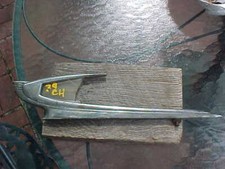 1939 CHEVROLET HOOD ORNAMENT BROKEN LUCITE RAT ROD APPROVED RARE @ NICE PRICE