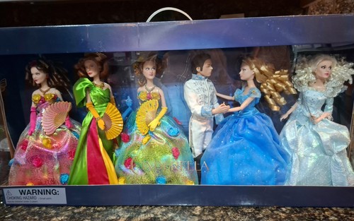 Disney store live action - disney,