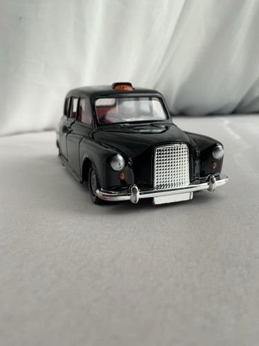 Classic london taxi - classic,