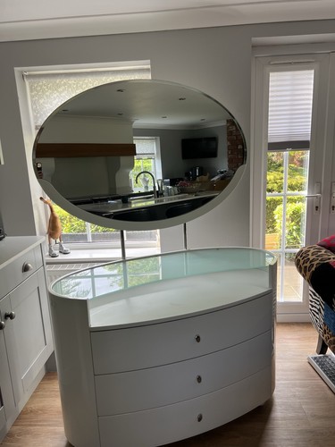 Draw dressing table with - draw,