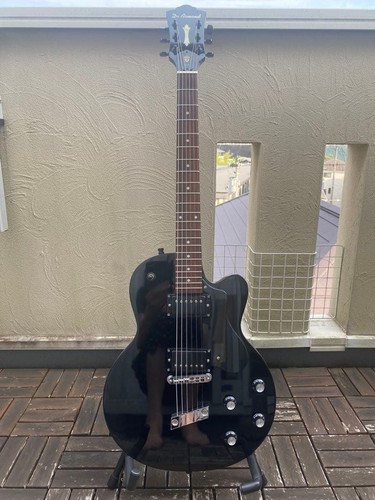 Dearmond guild 70 - by, m-70