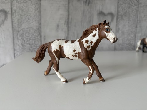 Retired schleich pinto - schleich,
