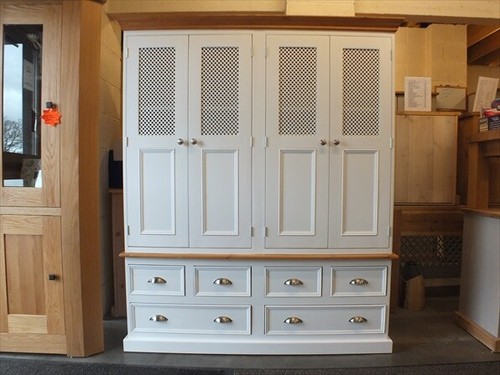 Rutland painted door linen - door, linen/