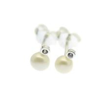 Pearl & Faux Diamond Stud