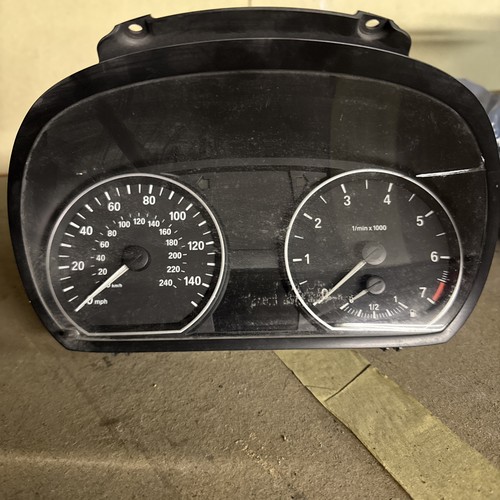 Bmw series 116i e87 - 1,