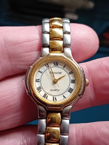 Accurist ladies quartz - , watch