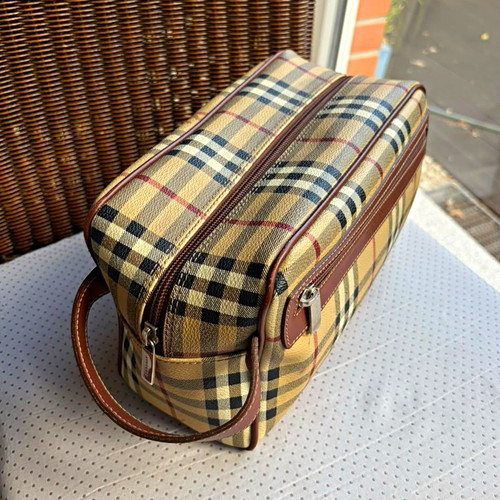 Burberry beige nova check - burberry,
