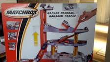 MATCHBOX GARAGE.MATTEL