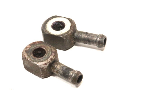 Cylinder head mounting water - mounting,