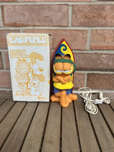 Vintage garfield phone - garfield,