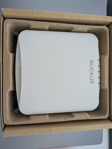 New boxed commscope - boxed, ruckus