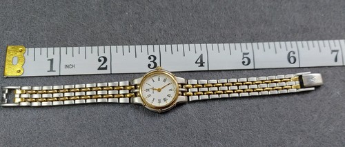 Ladies accurist quartz watch - ladies,