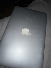 MacBook Air 11-inch