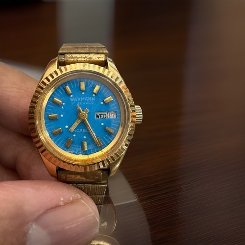 Vtg rare ladies wakmann - rare, blue