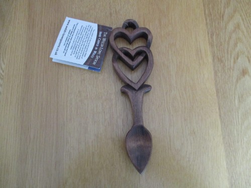 Welsh wooden love - welsh,
